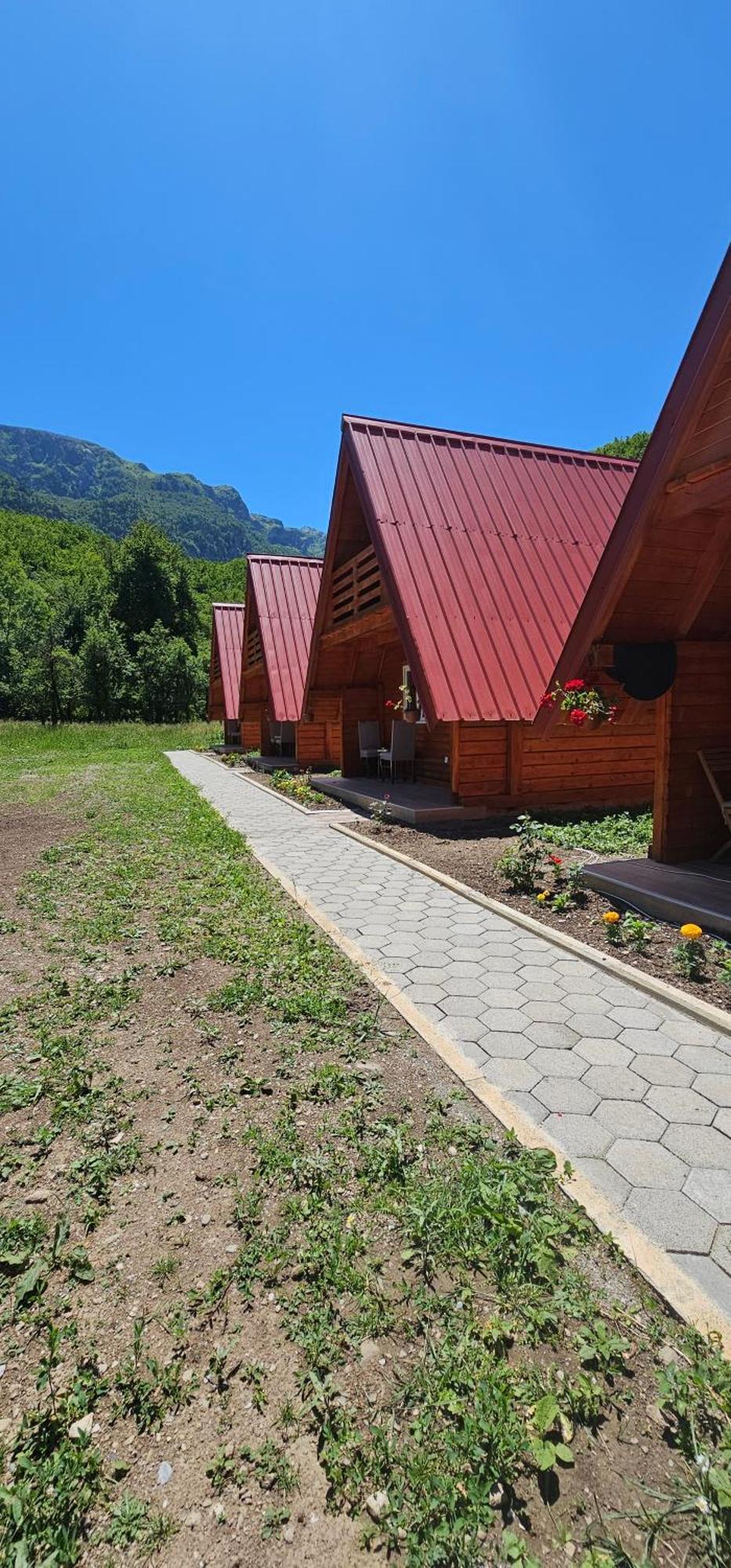 Ekoo Katun Jezerca Villa Vusanje Ngoại thất bức ảnh